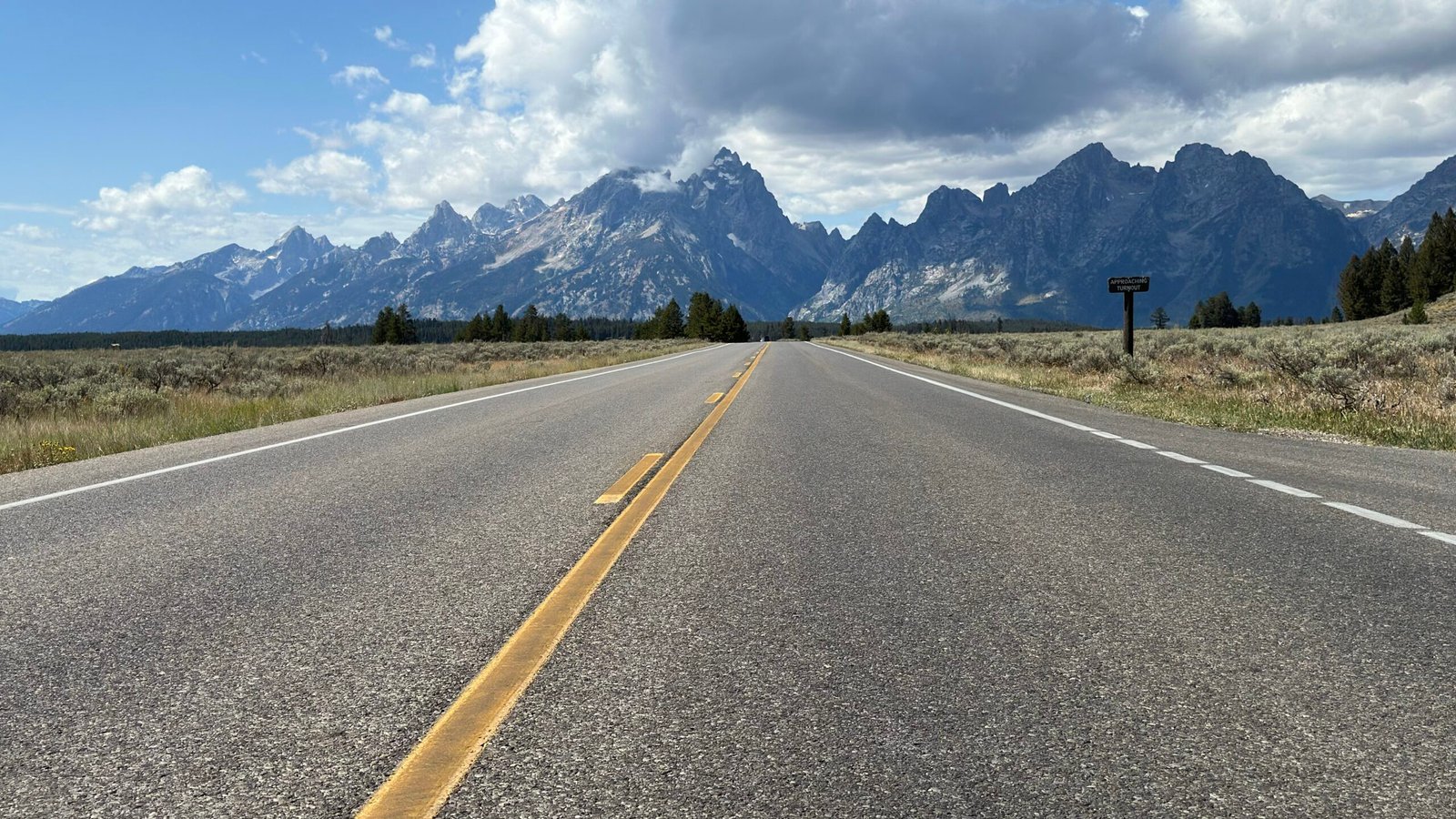 Road to Tetons